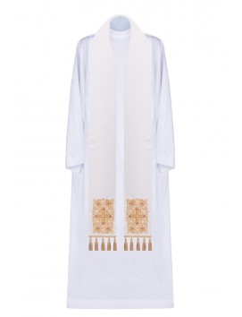 Embroidered stole embellished with tangs (2H)