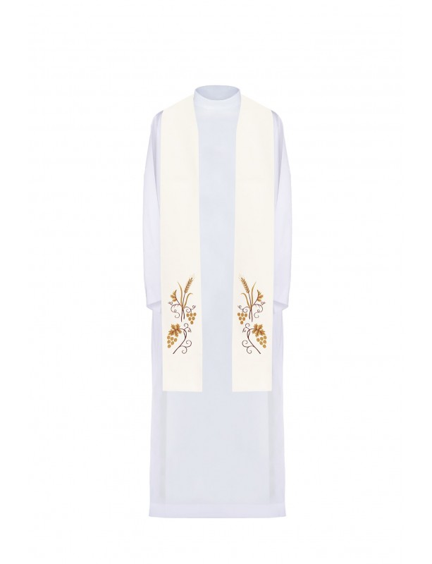 Embroidered ecru priest's stole (10H)