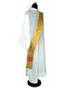 Deacon's stole of gold, Jerusalem cross (6K)