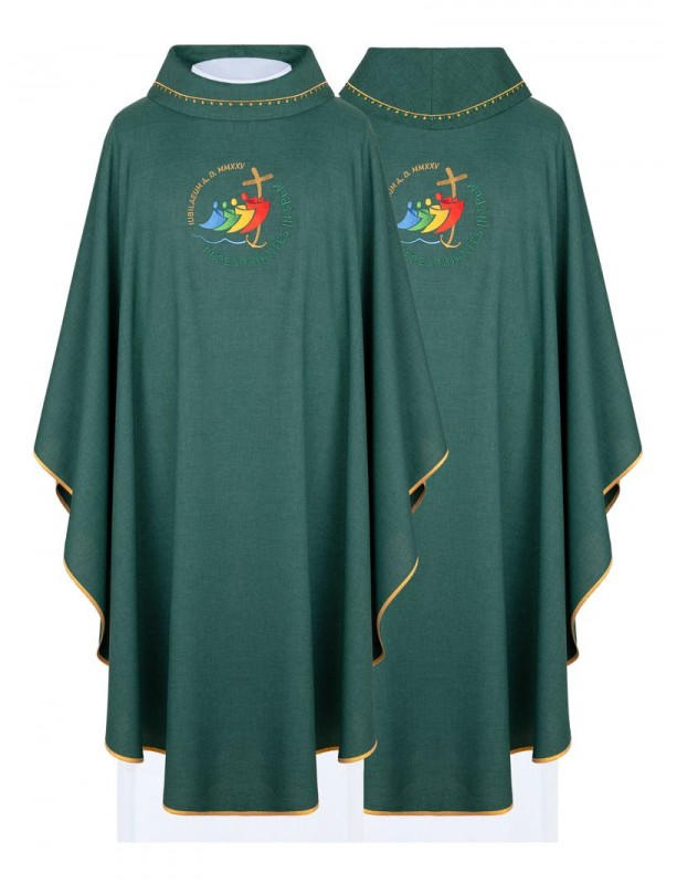 Embroidered green chasuble Peregrinantes in Spem (2) - JUBILEE ROME 2025