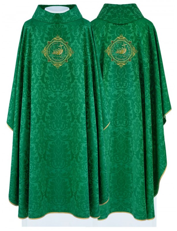 Embroidered green chasuble, Jubilee 2025 - Peregrinantes in Spem, Latin inscription (5)