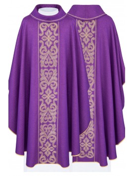 Purple embroidered chasuble, crosses (H205)
