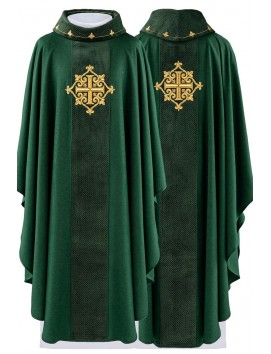 Embroidered green chasuble, velvet, symbol of the cross (H209)