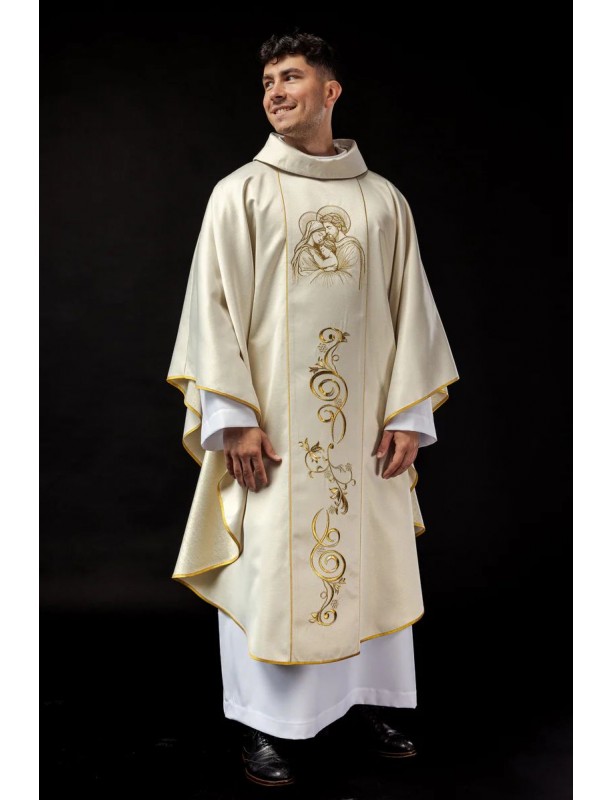 Chasuble with embroidered image of the Holy Family (109H)