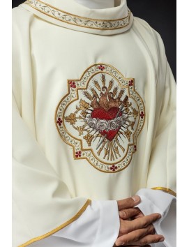 Embroidered chasuble - symbol of the Heart of Mary (126H)