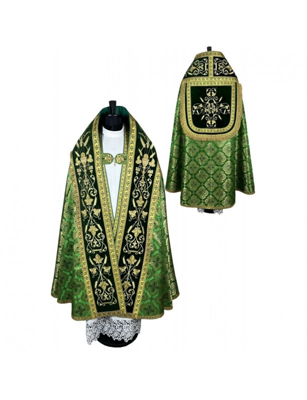 Green Roman cope with stole (26K)