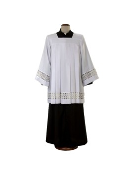 Priest surplice decorated with cotton insert (19)