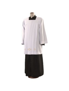 Priest surplice decorated with embroidery (25)