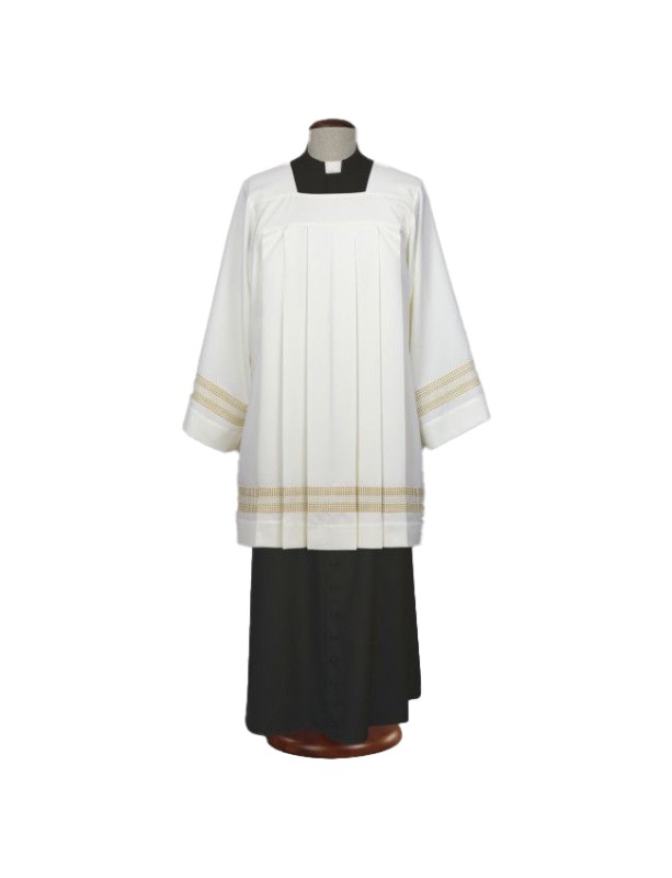 Priest surplice decorated with delicate embroidery (29)