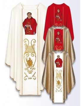 Casulla con la imagen del Beato Fr. Jerzy Popieluszko