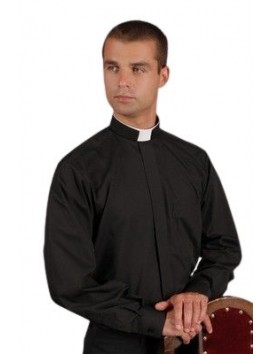 Roman priest's shirt + collar