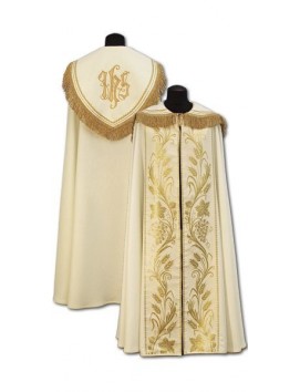 Capa crema + accesorios dorados