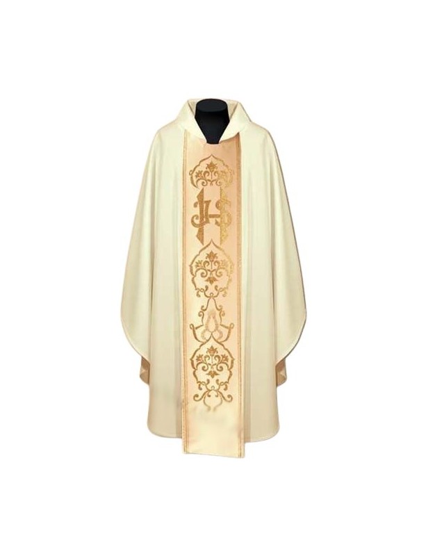 Embroidered chasuble (15A)
