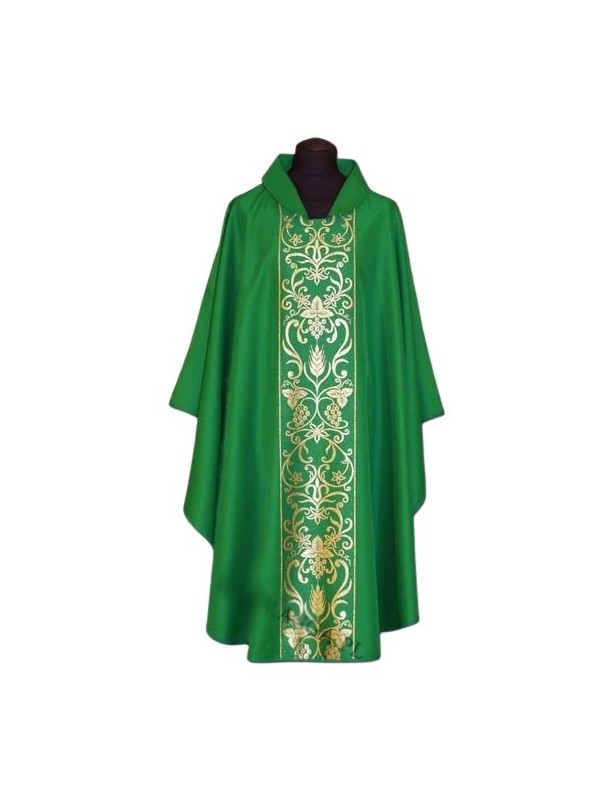 Embroidered chasuble (21A)