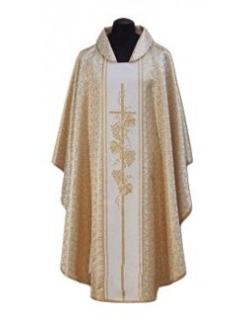 Chasuble brodée en or (43A)