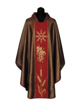 Gesticktes Messgewand (49A)
